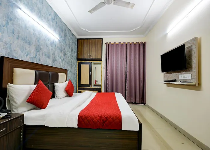 Hotel Classic Park At Airport New Delhi